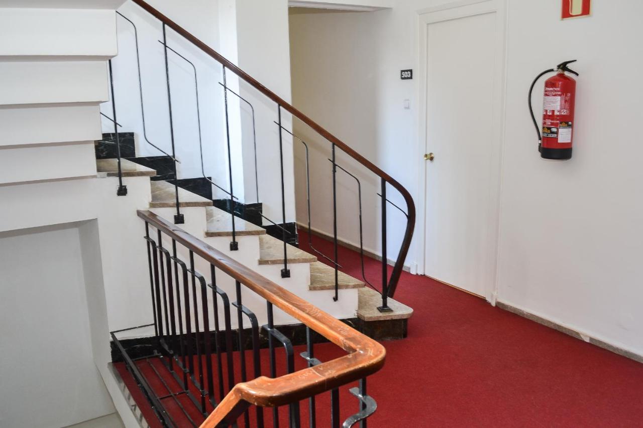 Hostal Cataluna Zaragoza Luaran gambar